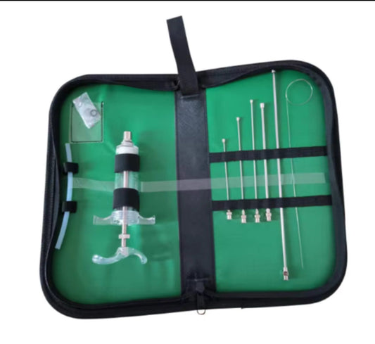 Bird feeding syringe withstraight needle ابرة غر للطيور
