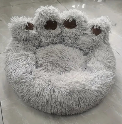 Luxury Plush Cat Bed with Cozy Bear Paw Design. سرير القط الفخم الفاخر مع تصميم مخلب الدب المريح